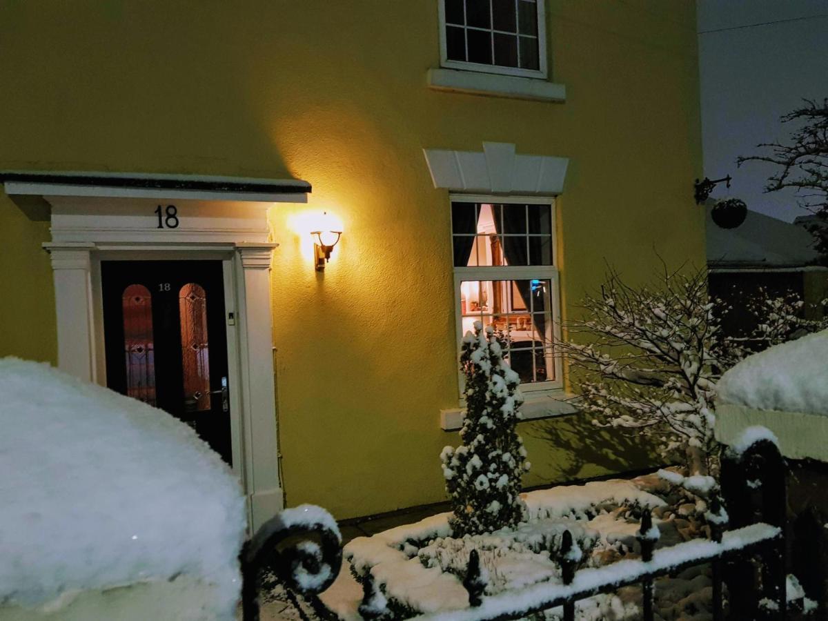 The Hanging Gate Coach House Telford Exterior foto